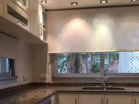 Casa 6 ambientes con 4 baños