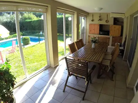 Impresionante Casa En Alquiler En Haras Del Pilar