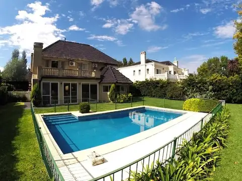 Casa en Alquiler de 3 dormitorios