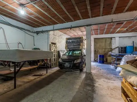 Galpon en Venta en Villa Lugano, USD 148.900