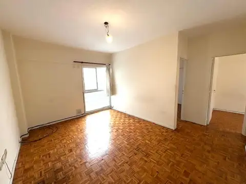 3 AMBIENTES CABALLITO EN EXCELENTE UBICACION 