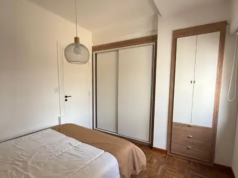 Depto 3 amb con dep a la calle con balcón terraza