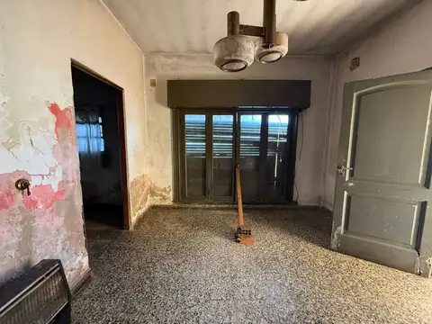 Depto Tipo Casa en Venta en Morón, USD 40.000