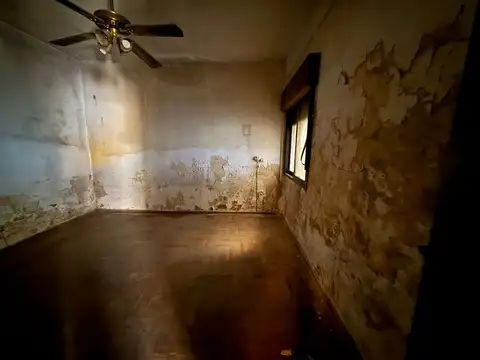 Depto Tipo Casa en Venta 49 años