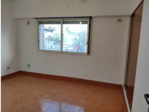 Pueyrredon 2700, Piso 2°