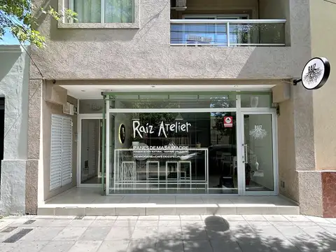 Departamento  monoambiente en venta en planta baja lujan centro