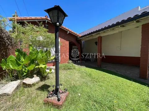 Casa 3 ambientes. | Juan Diaz de Solis 200