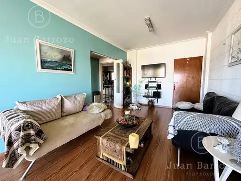 Venta Departamento de 3 ambientes en Remedios de Escalada.
