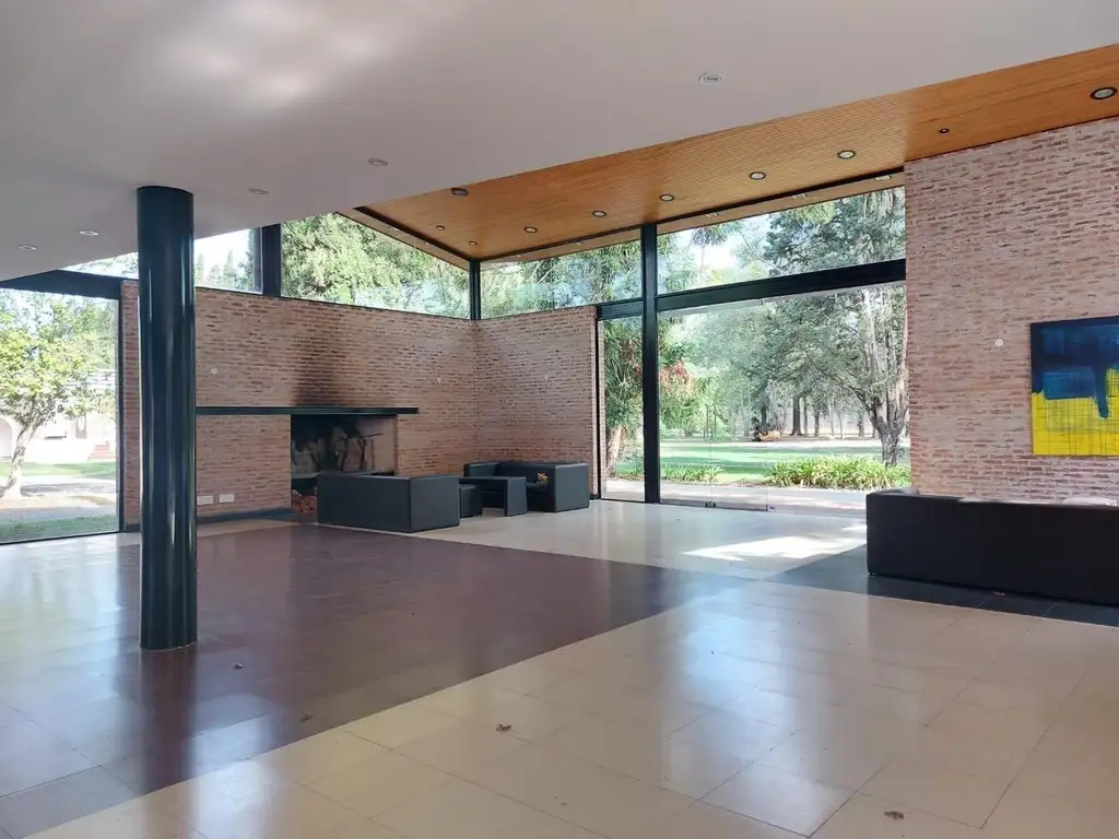Terreno - 640  m² Total | 384  m² Construible | Muy Bueno | 60 | 40