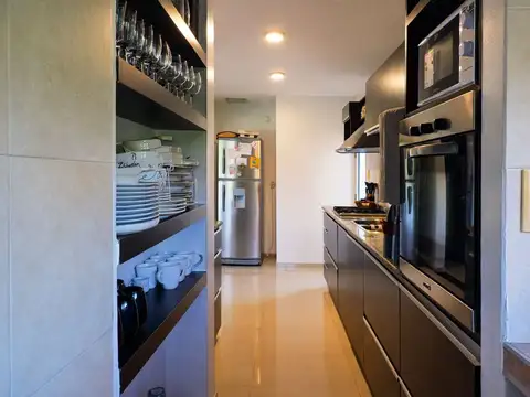 CASA EN VENTA EN BARRACAS DE IRAOLA