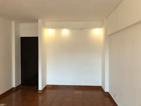 Superí 2400, Piso 6