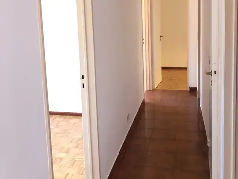 Departamento en Alquiler de 4 ambientes