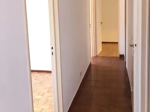 Departamento en Alquiler de 4 ambientes