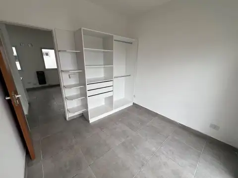 Departamento en Alquiler en Villa Dominico, $ 420.000