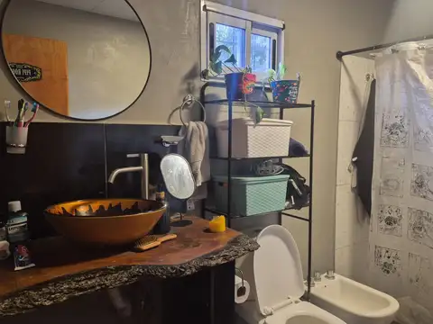 Casa 3 ambientes con 2 baños