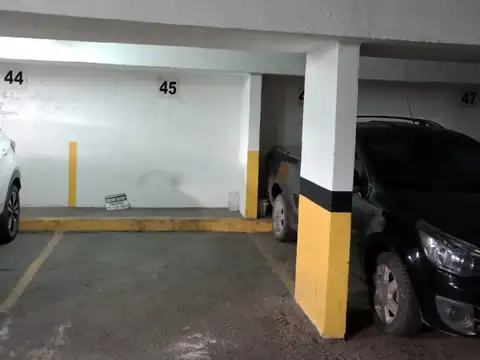 Cochera en Barrio General Paz - Lugar estratégico