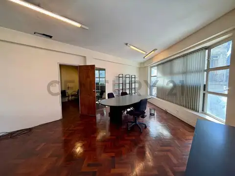Oficina en Alquiler en Monserrat, $ 1.400.000