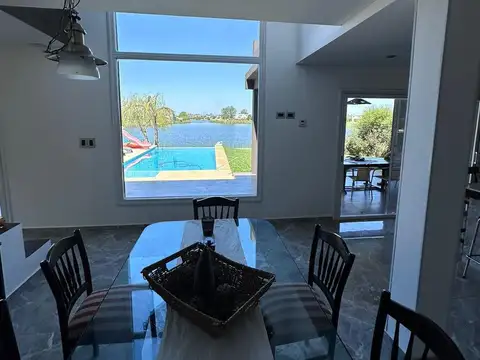 Casa en Alquiler al Este