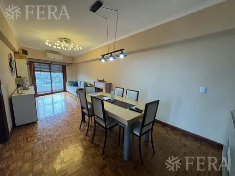 Venta Departamento 4 ambientes con balcón y cochera en Wilde