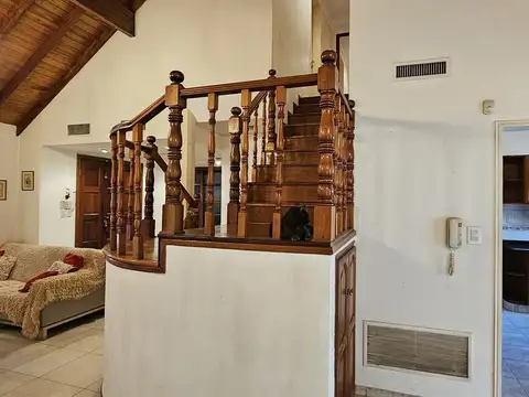 Casa en Venta en El Palomar, USD 220.000