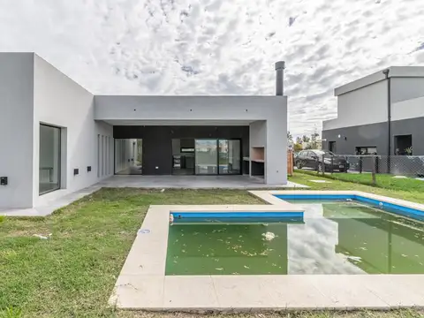 Casa en Venta al Este