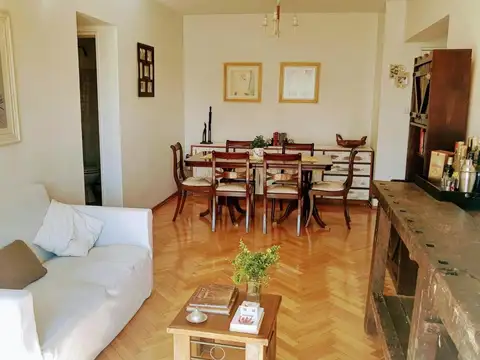 Departamento 4 ambientes con 2 baños