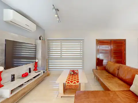 Casa en Venta en Miralagos, USD 235.000