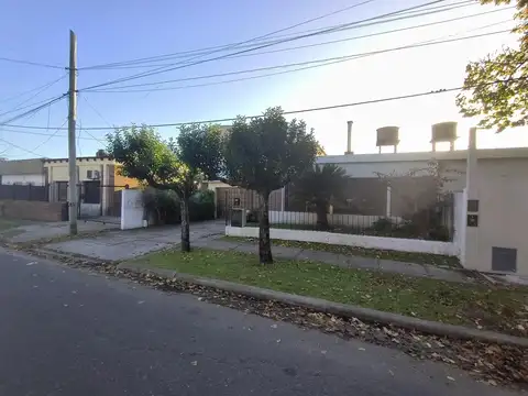 calle 15 bis al 200