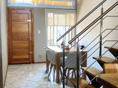 Hermosa casa tipo ph de 4 amb en zona loma hermosa
