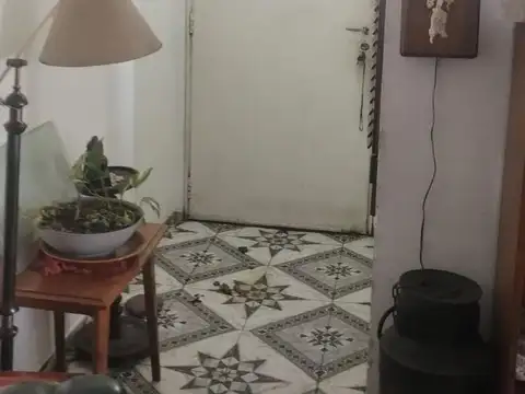 Departamento 4 Ambientes Sobre Avda. Lafuente 1500