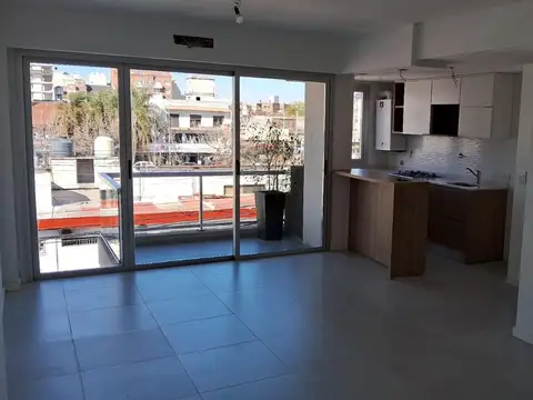 DEPARTAMENTO TRES AMBIENTES - TOILET - LOZA RADIANTE - A ESTRENAR -