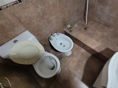 Depto Tipo Casa 2 ambientes con 1 baño