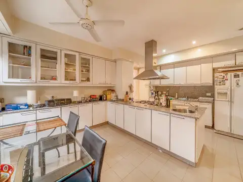 Casa en Venta en Acassuso, USD 1.300.000