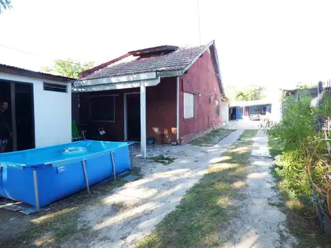 Casa en Venta con 4 cocheras