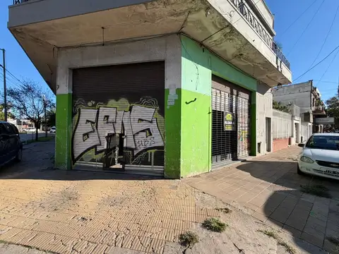 ALQUILER LOCAL SOBRE ALEM ESQUINA