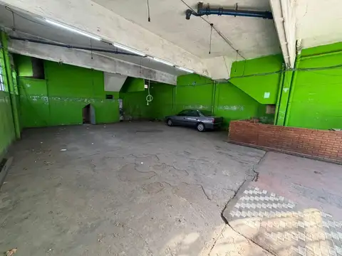 ALQUILER LOCAL SOBRE ALEM ESQUINA