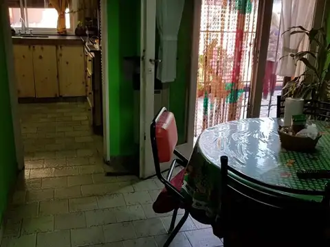 Casa en Venta en Rafael Calzada, USD 130.000