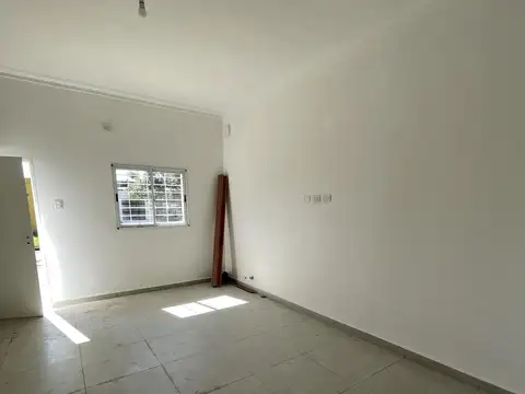 Casa en VENTA de 2 dormitorios a Estrenar en calle Padre Genesio 1200