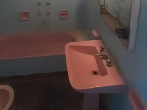 Casa en venta - 2 Dormitorios 1 Baño - 90mts2 - Llavallol