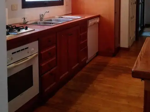 Departamento en Alquiler de 5 ambientes