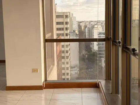 Departamento en Alquiler - 3 Dormitorios 2 Baños - 200mts - La Plata