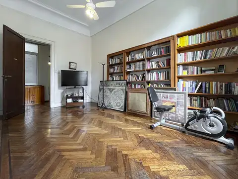 Departamento en Venta de 7 ambientes