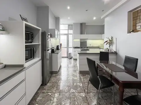 Departamento en Venta de 4 dormitorios