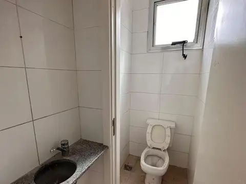 PB - Local 9 - Diagonal Pueyrredon 3291