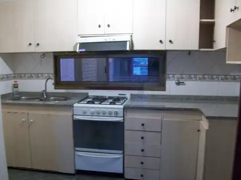 Departamento en Alquiler en Moron Norte, $ 800.000