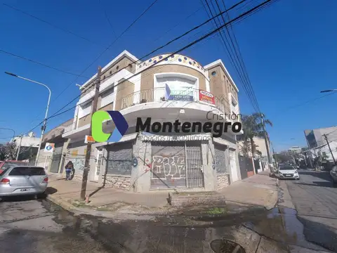 Local - Venta - Argentina, Berazategui - Calle 149 1103