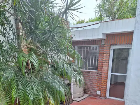 PH 5 AMBIENTES CON PATIO Y TERRAZA EN ALQUILER - MUNRO