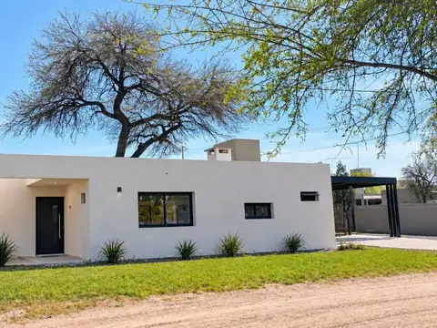 VENTA CASA VILLA CATALINA, CAMINO A RIO CEBALLOS, CORDOBA. NUEVA A ESTRENAR. DESARROLLADA EN UNA PLANTA