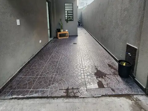 Depto Tipo Casa en Venta de 3 ambientes