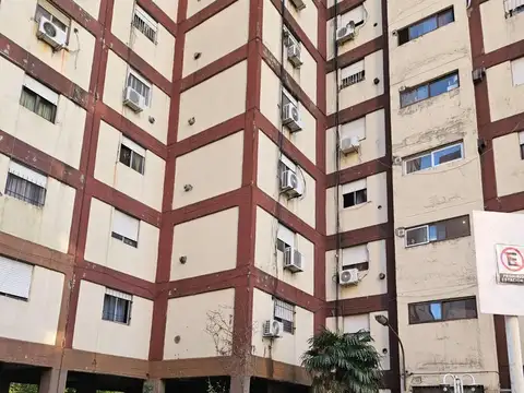 Avenida Debenedetti e/ Campana y Cespedes